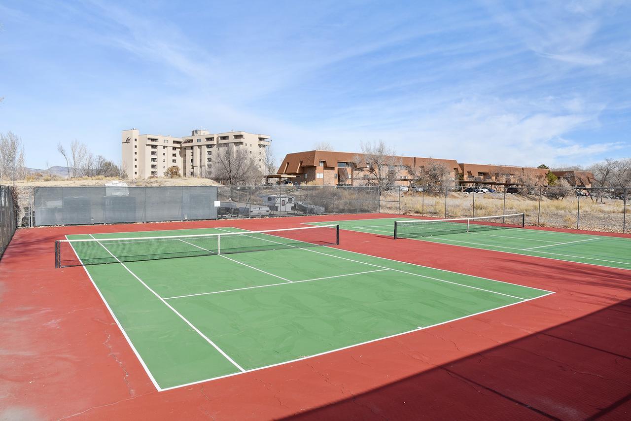 2 Bedroom Condos At Lakeside By Redbike Retreat Grand Junction Esterno foto